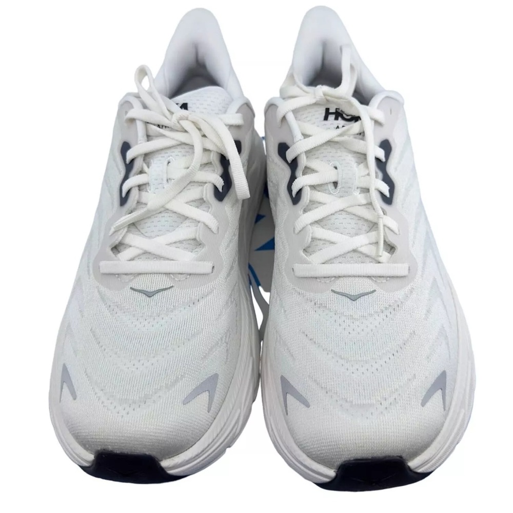 Hoka Arahi 6 Women’s White/Black 8.5D